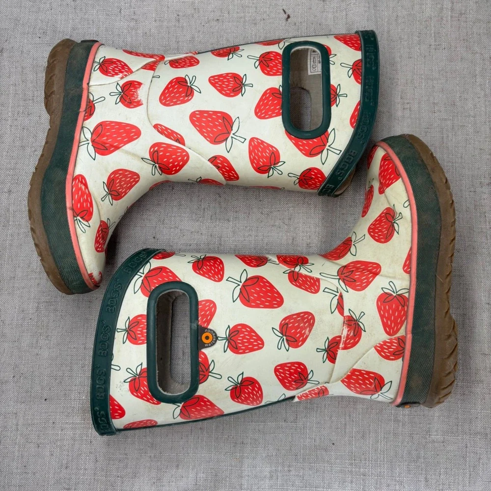 Bogs Kids Strawberry Rain Boots White Red Green Waterproof Pull On Size 8